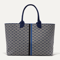 The Lightweight Mega Tote