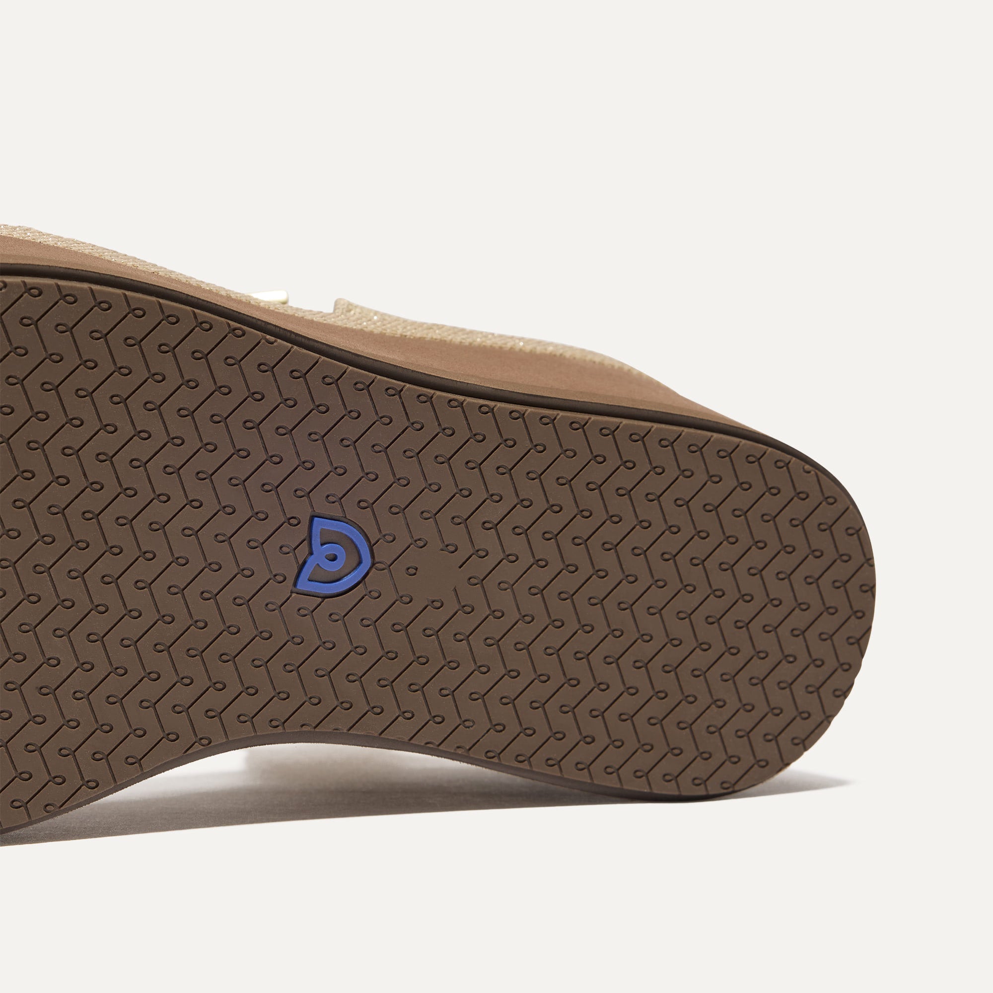 The Criss–Cross Lightweight Wedge Sandal - Aurora